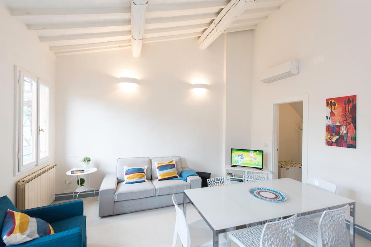 Apartment Faenza 73 Florence
