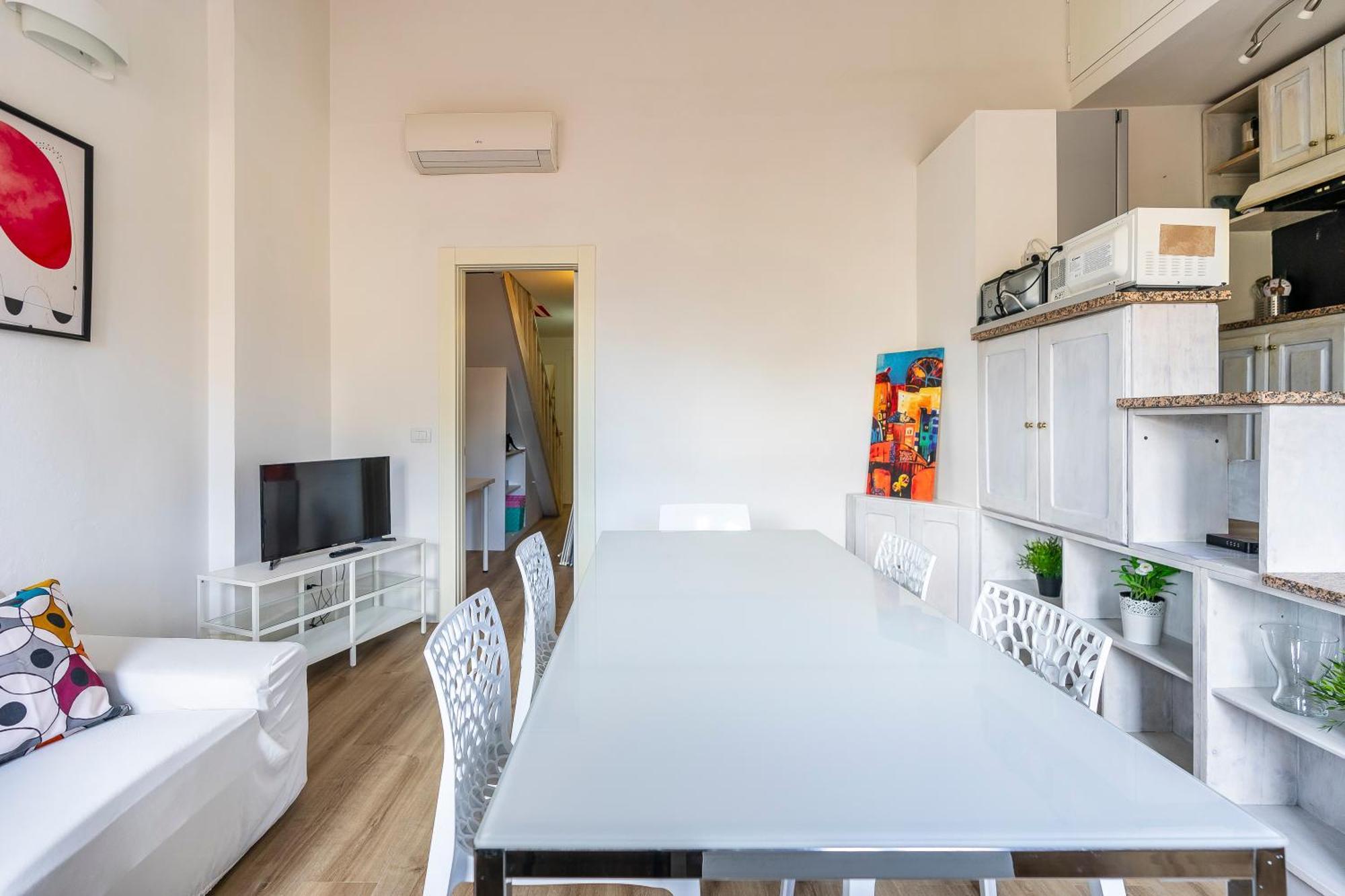 Apartment Faenza 73 Florence