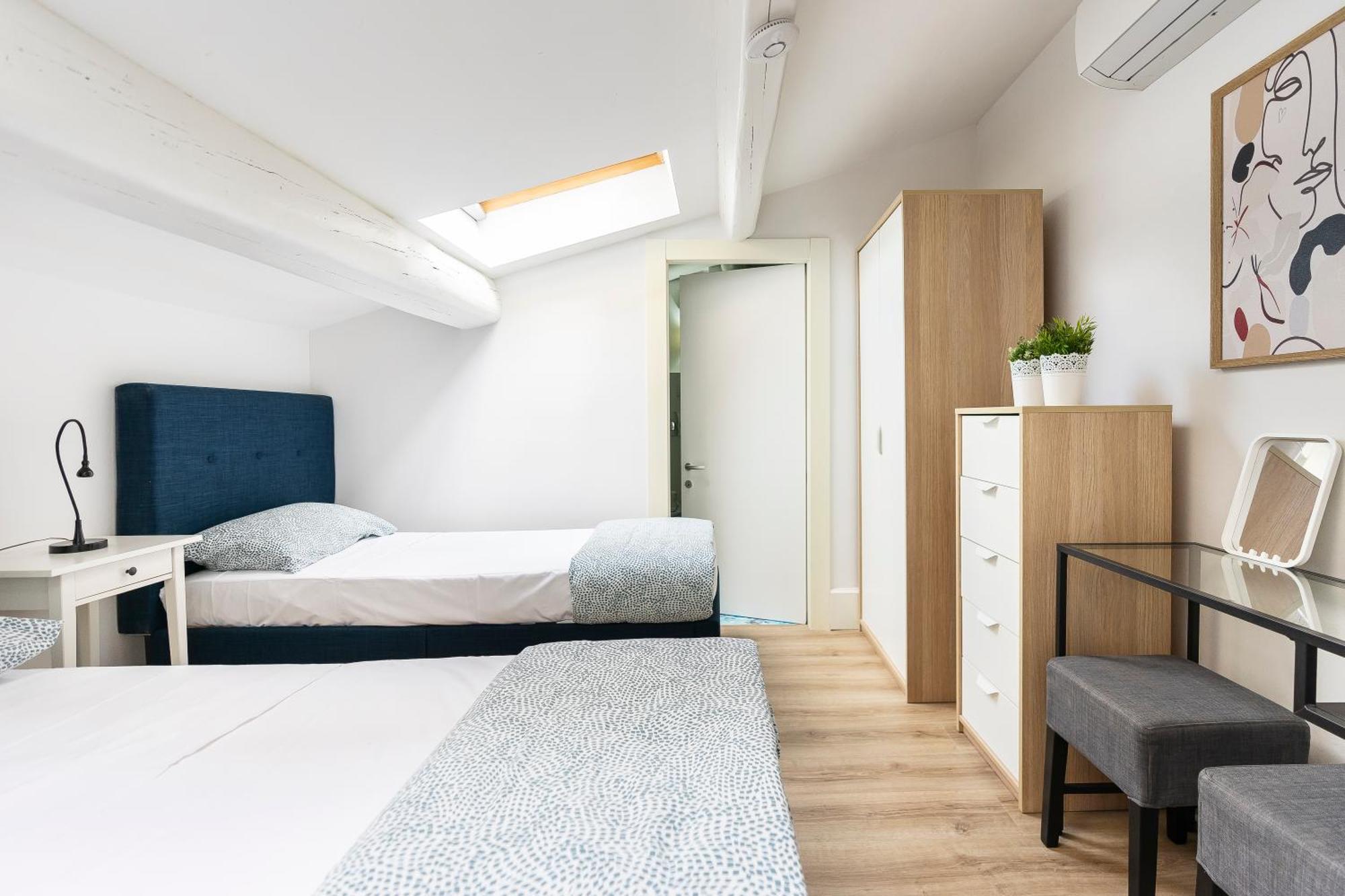Apartment Faenza 73 Florence